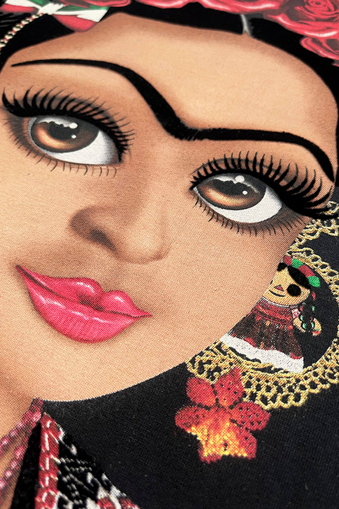 SUDADERA GRUESA CON CAPUCHA NIÑA MUÑEQUITA