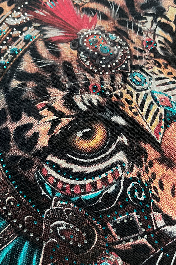 PLAYERA CABALLERO JAGUAR CON PEDRERIA